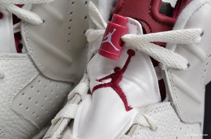 1st Kicks Jordan 6 white 384664-116 Maroon Retro Air 0717